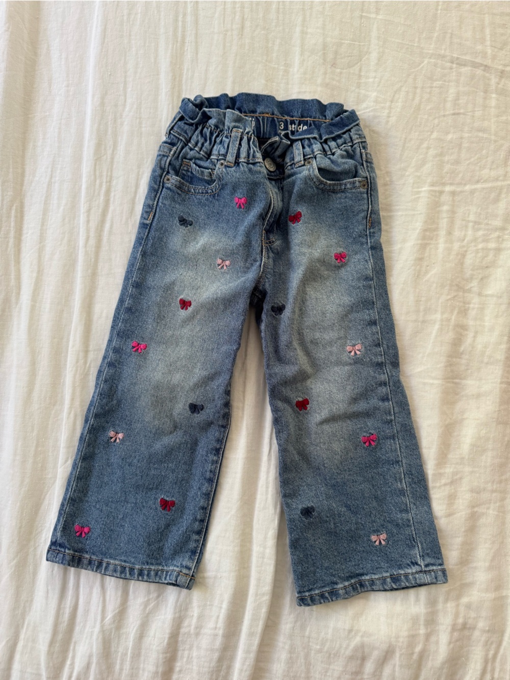 GAP Blue Denim Straight-Leg Jeans with Pink & Red Embroidered Bows